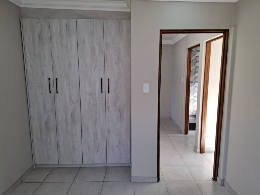 2 Bedroom Property for Sale in Helicon Heights Free State